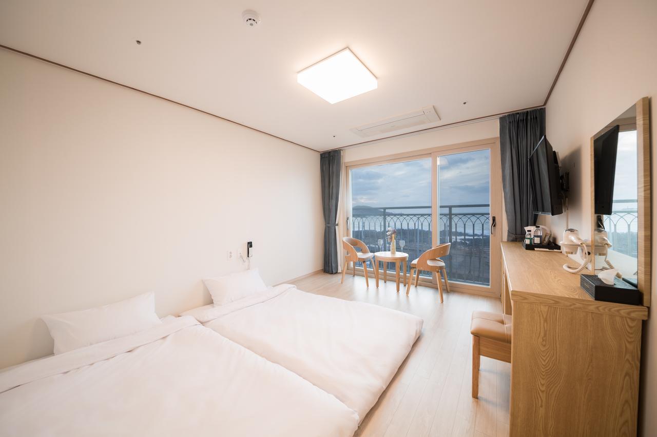 Jeju Mon Dieu Hotel Bagian luar foto