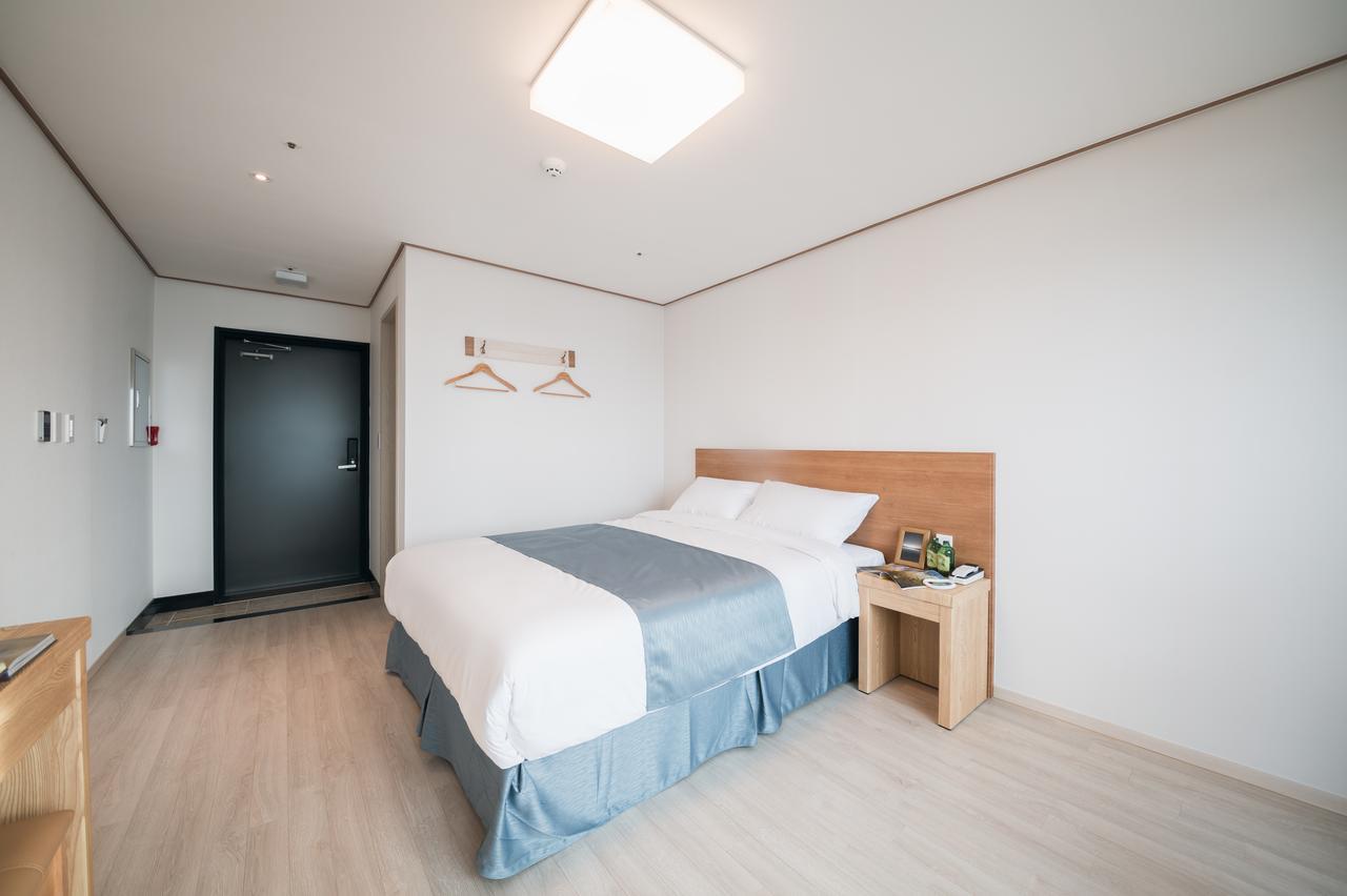Jeju Mon Dieu Hotel Bagian luar foto