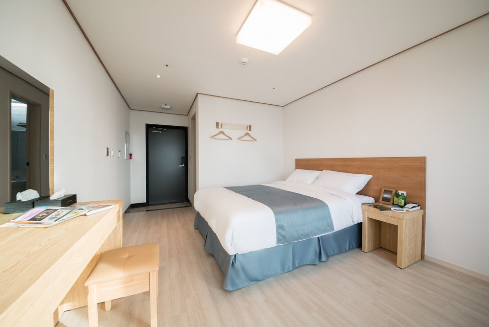 Jeju Mon Dieu Hotel Bagian luar foto
