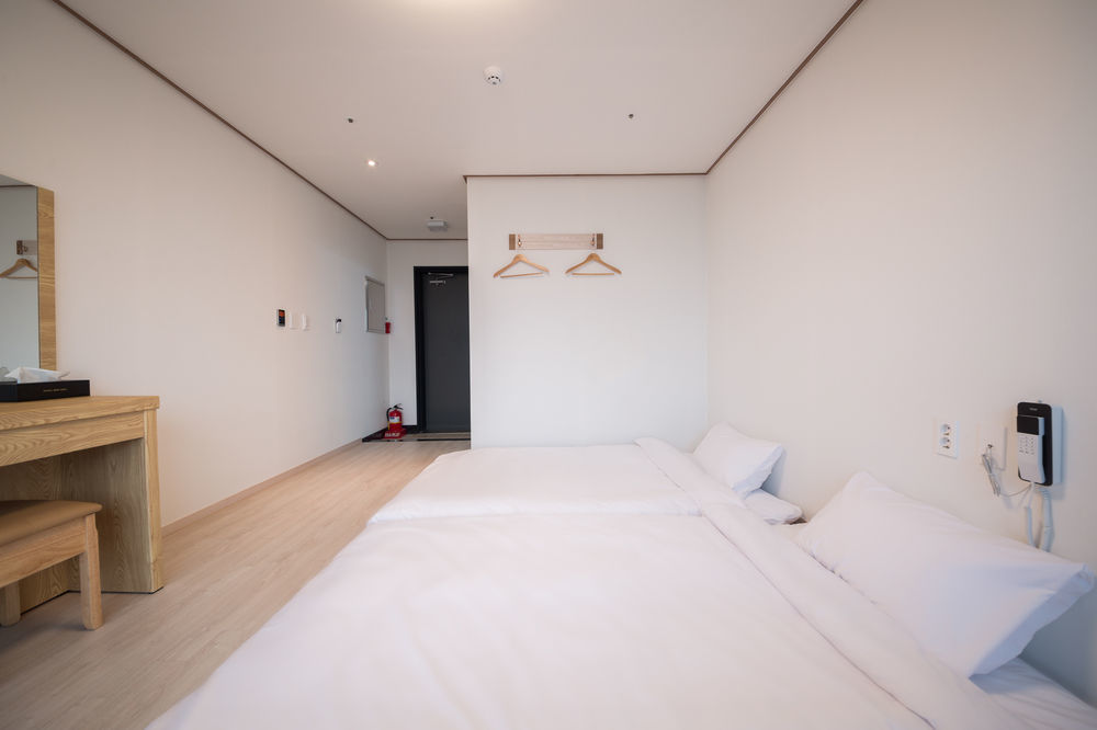 Jeju Mon Dieu Hotel Bagian luar foto